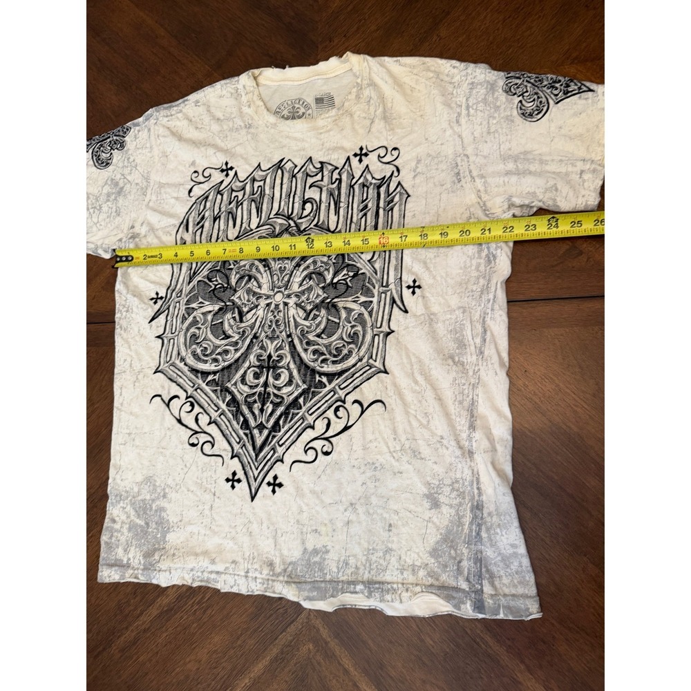Affliction Mens Graphic T-Shirt XL White Gothic Fleur De Lis Distressed Y2K MMA - Picture 6 of 7
